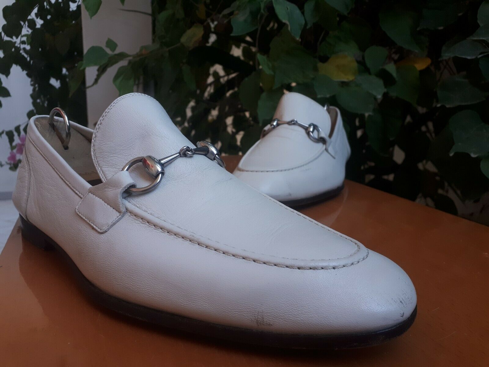 White gucci loafers mens fashion